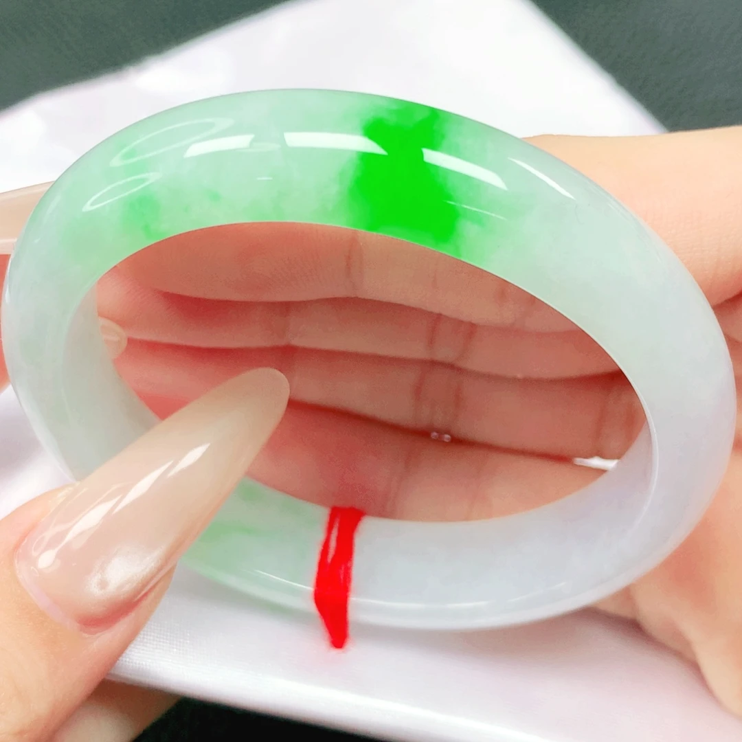 翡翠未镶嵌手镯53贵