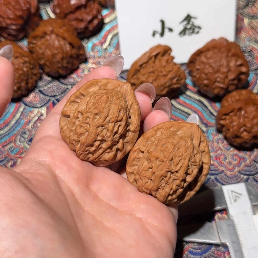 核桃把件102号38原树玉观音文玩核桃