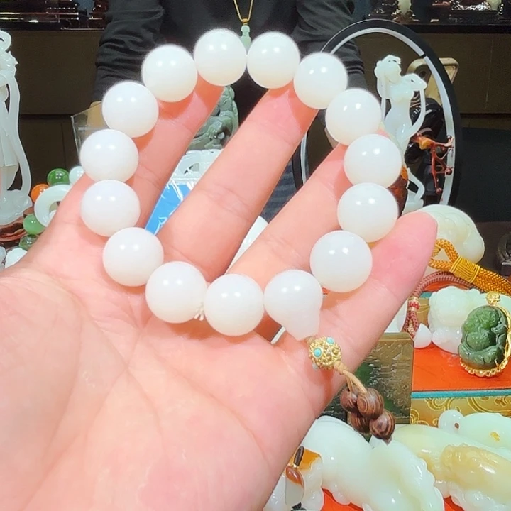 和田玉未镶嵌手串