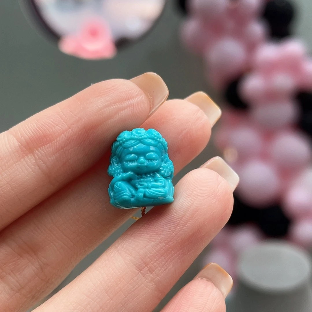 绿松石未镶嵌颈饰