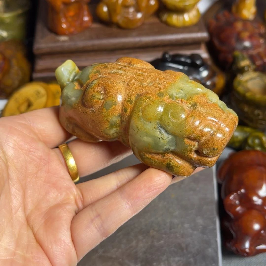 蛇纹石玉合金颈饰