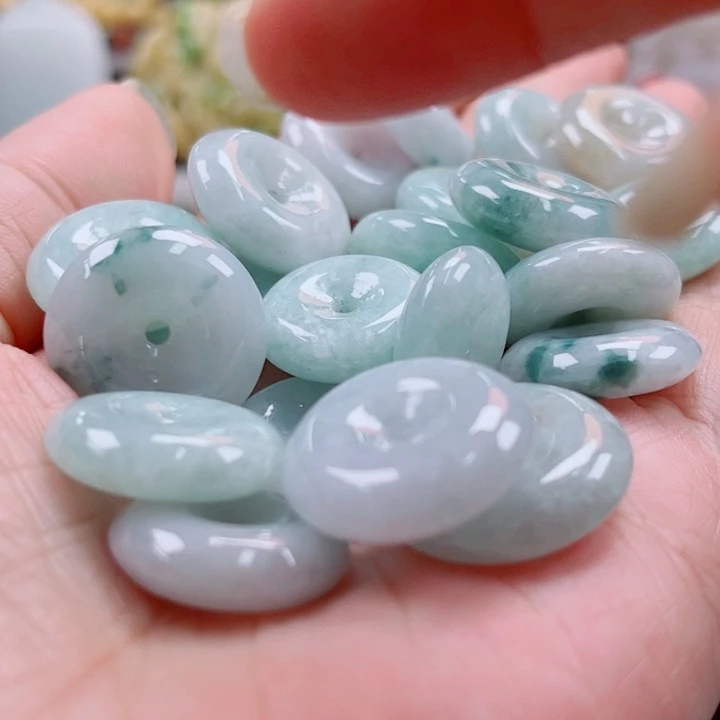 颈饰未镶嵌翡翠多样性发货一件