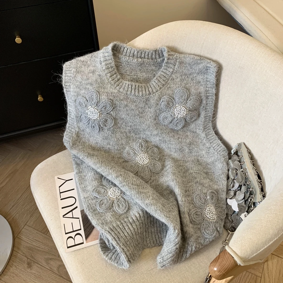 韩系钉珠立体勾花针织单件马甲