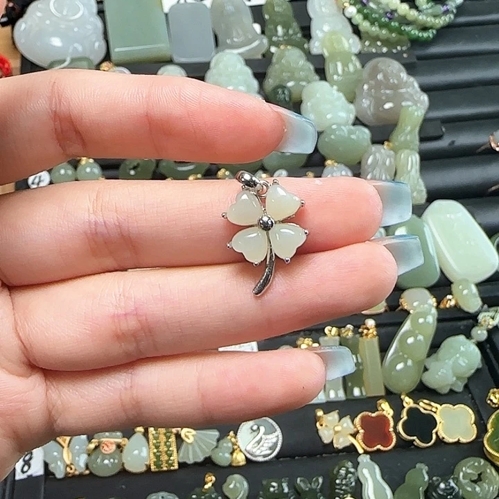 和田玉银S925镶嵌颈饰