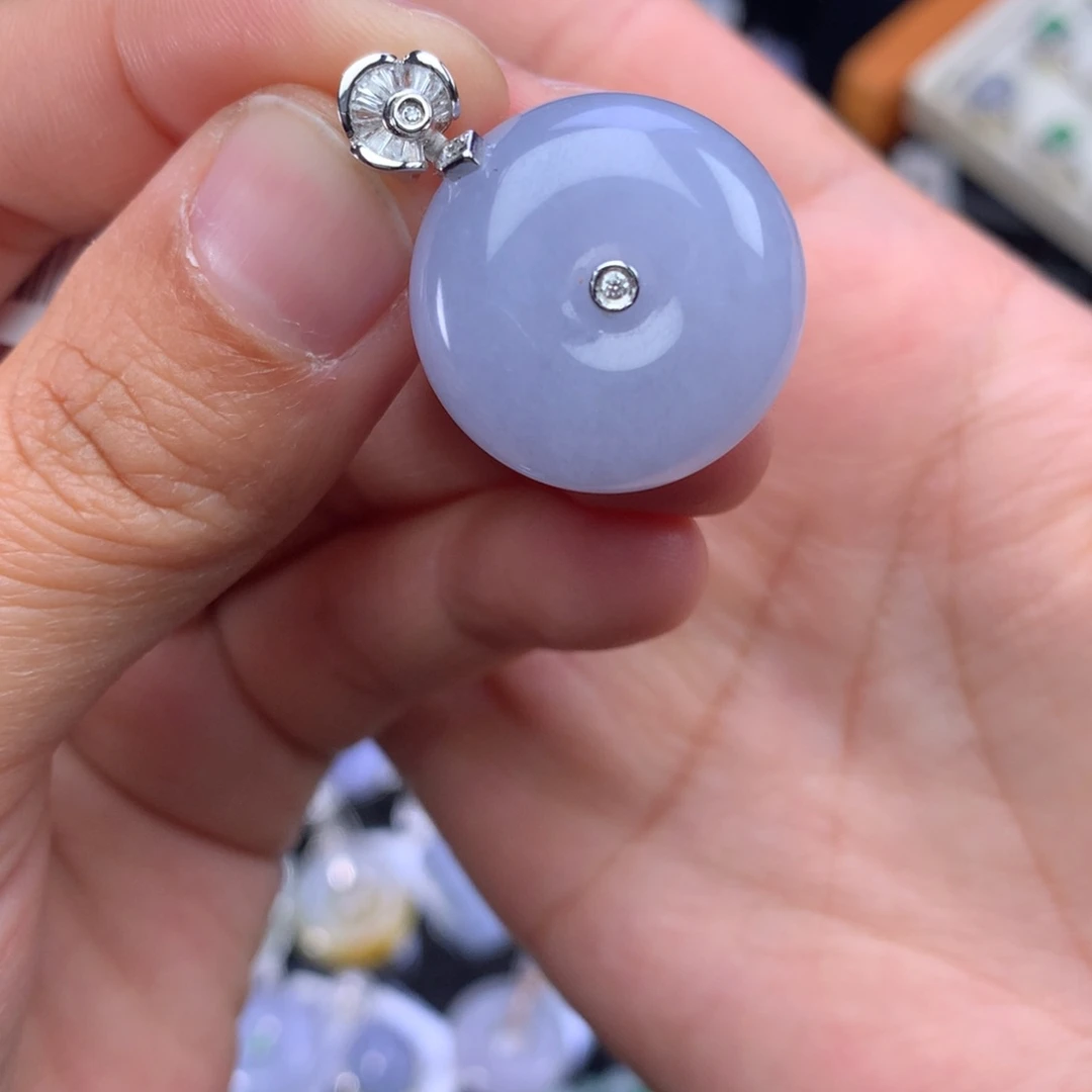 翡翠吊坠(不含链)18K金镶嵌