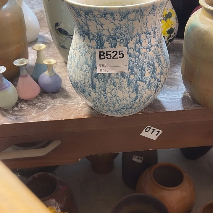 甲***院花瓶白泥摆件摆件摆件。525