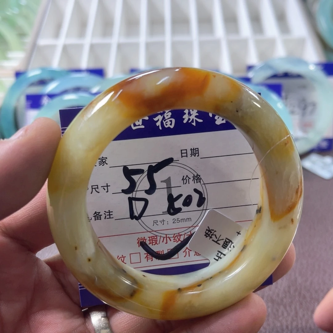 未镶嵌蛇纹石玉手镯（圆镯）