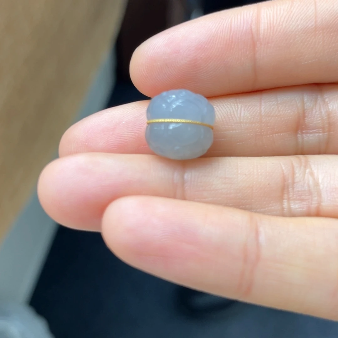 颈饰18K金镶嵌和田玉