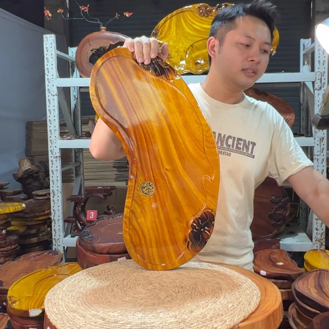 60/23-4 香樟木原木产品木头