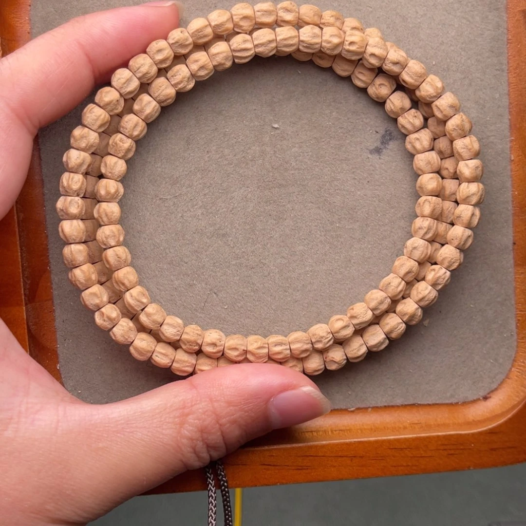 柏香籽/百香籽手串皮*下