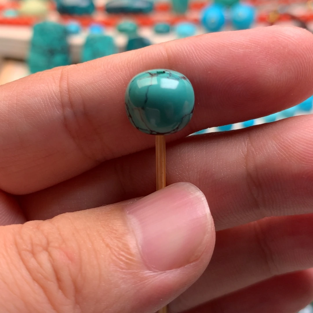 未镶嵌绿松石珠宝奇石