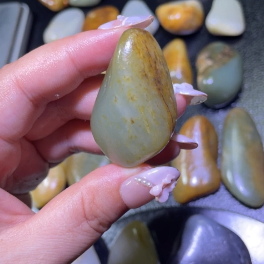 【闪购商品】颈饰未镶嵌和田玉