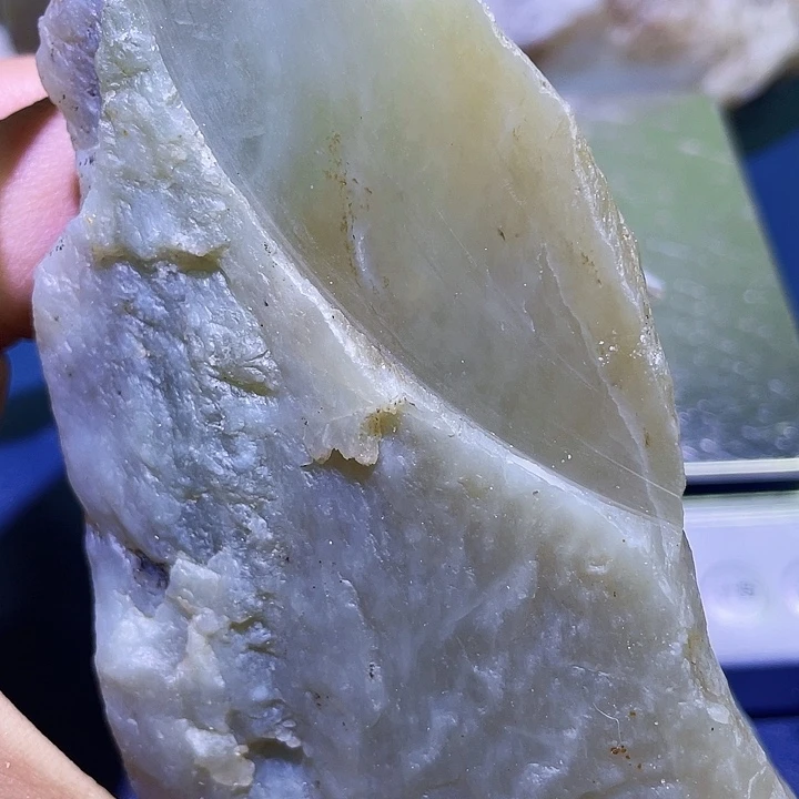 未镶嵌和田玉（糖玉）珠宝半成品