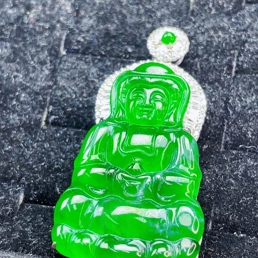 翡翠未镶嵌吊坠(不含链)200