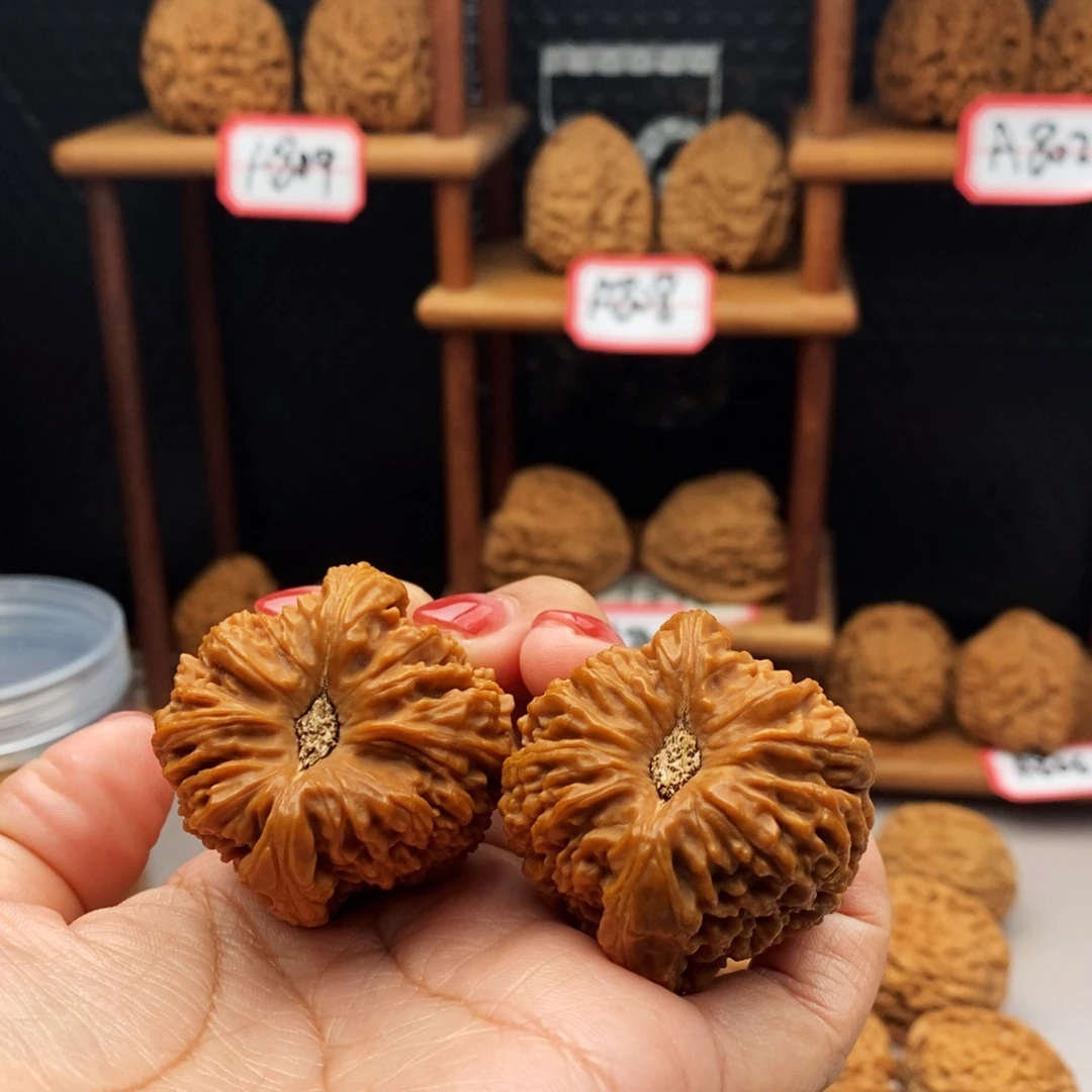 吊坠文玩核桃南疆9