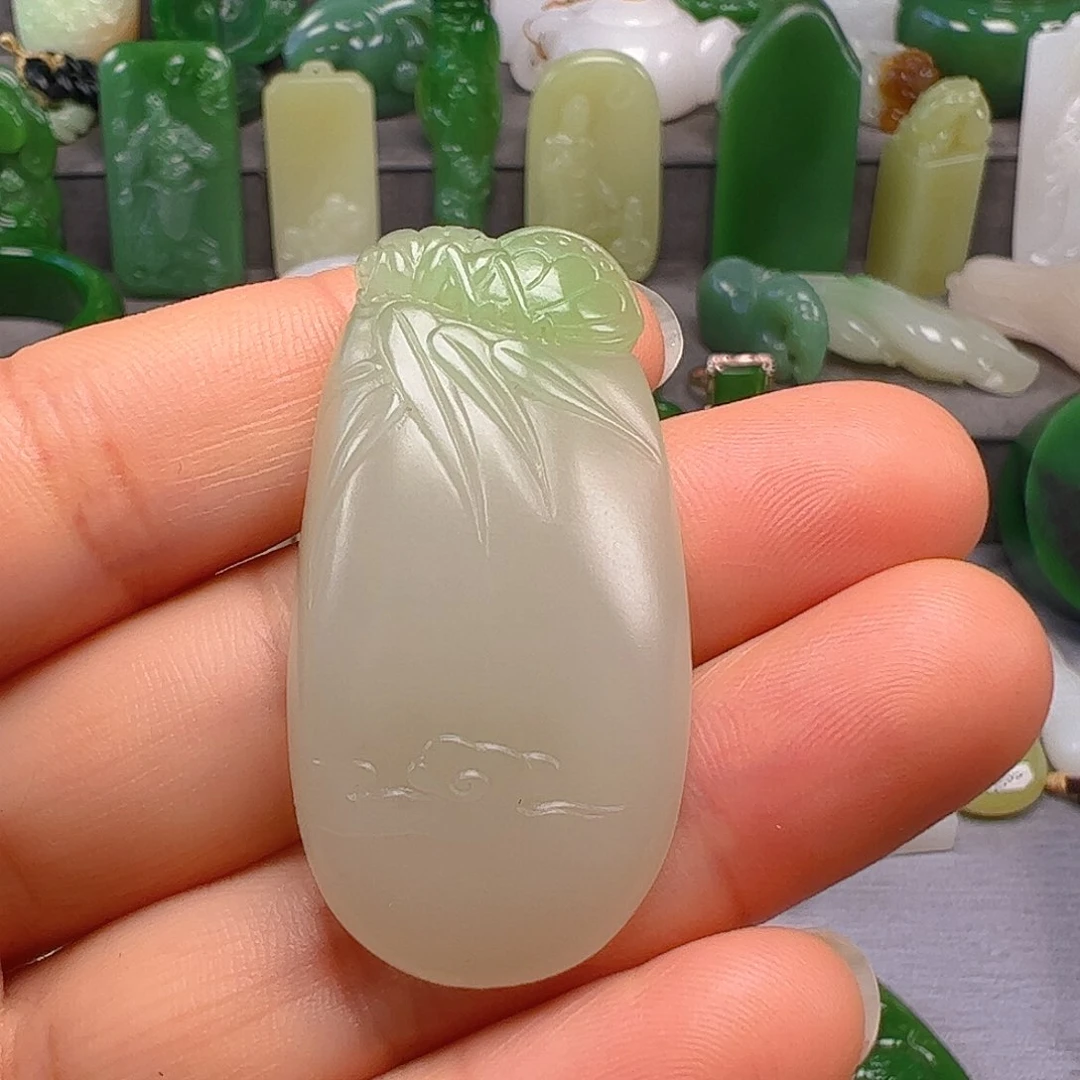 和田玉颈饰未镶嵌