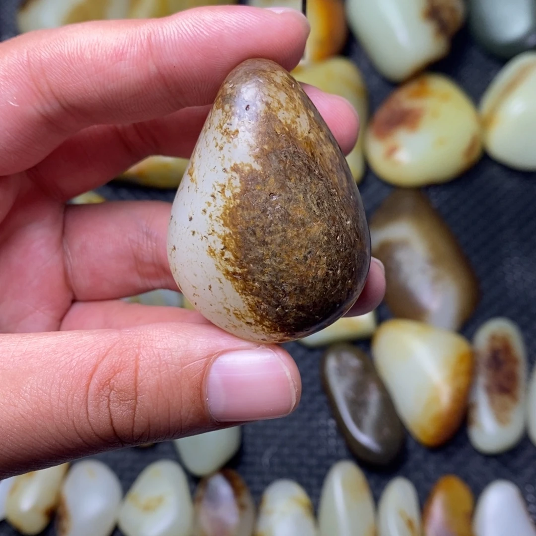 ****缘定制和田玉未镶嵌挂件