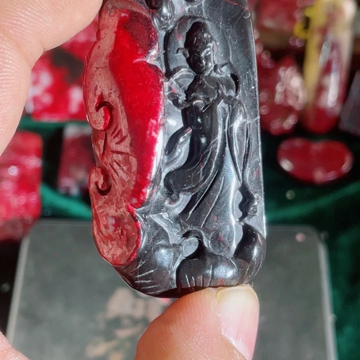 天然辰砂原石首饰