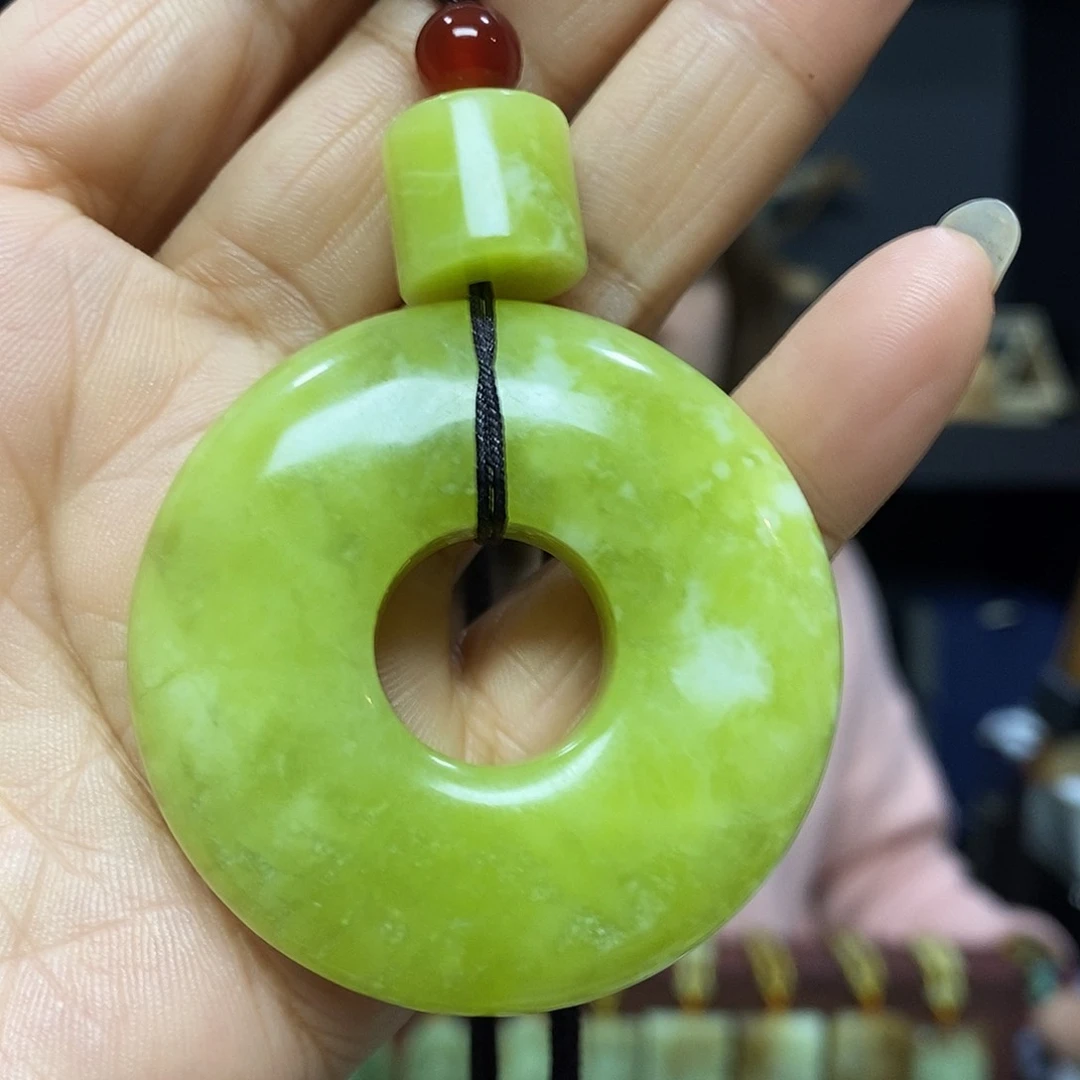 岫玉挂件吊坠未镶嵌