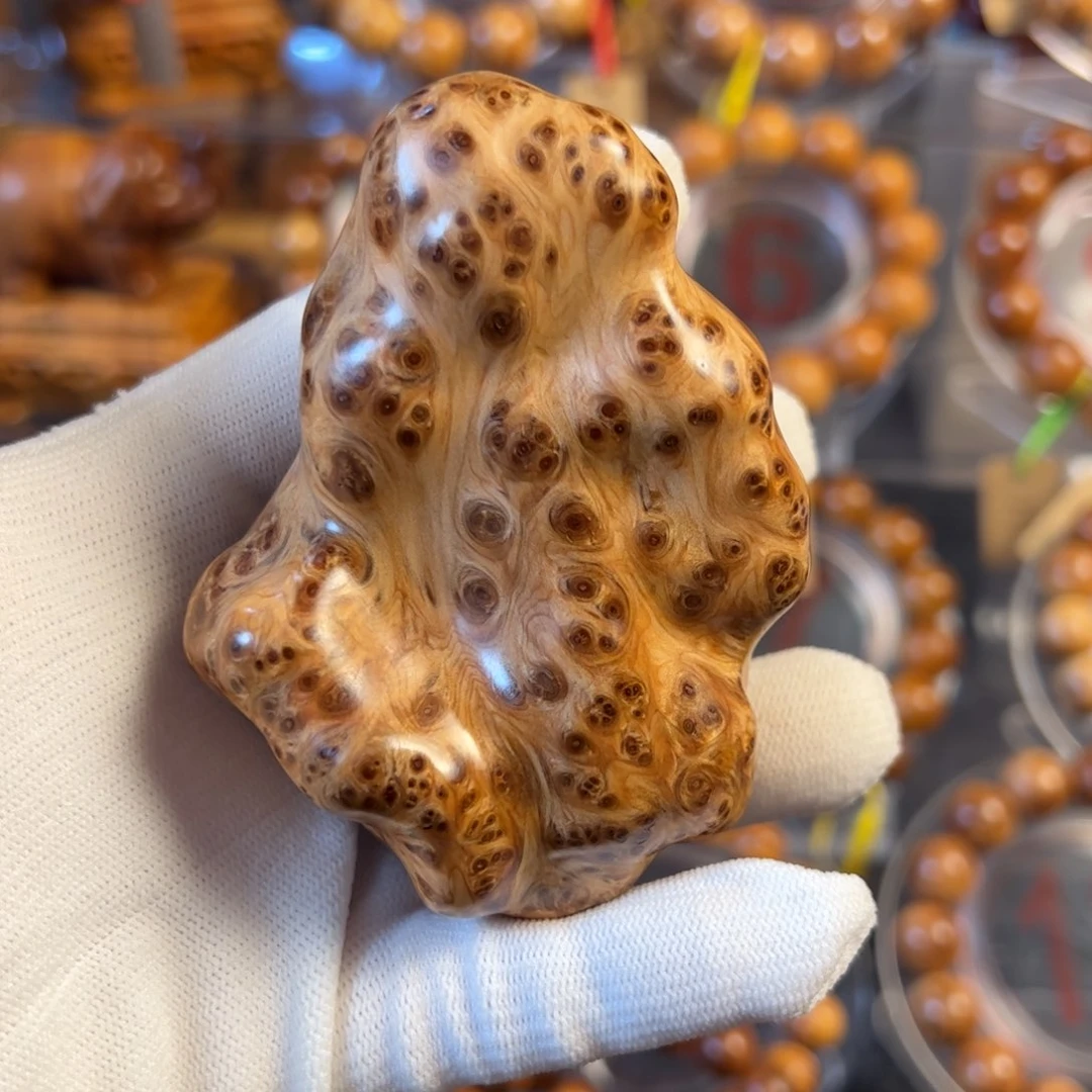 柏木Y**G太行崖柏把件