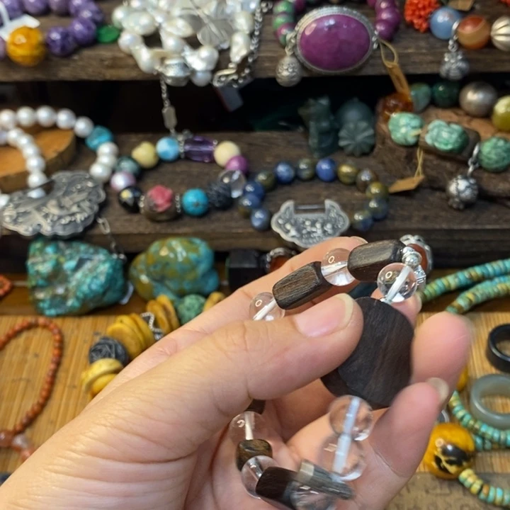 潮***母翡翠未镶嵌颈饰翡翠