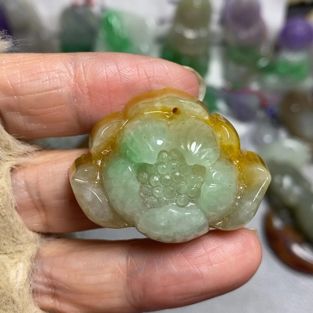 和田玉（糖玉）未镶嵌颈饰