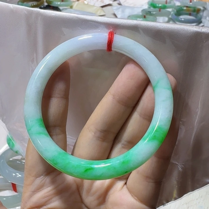 未镶嵌手镯翡翠53.4