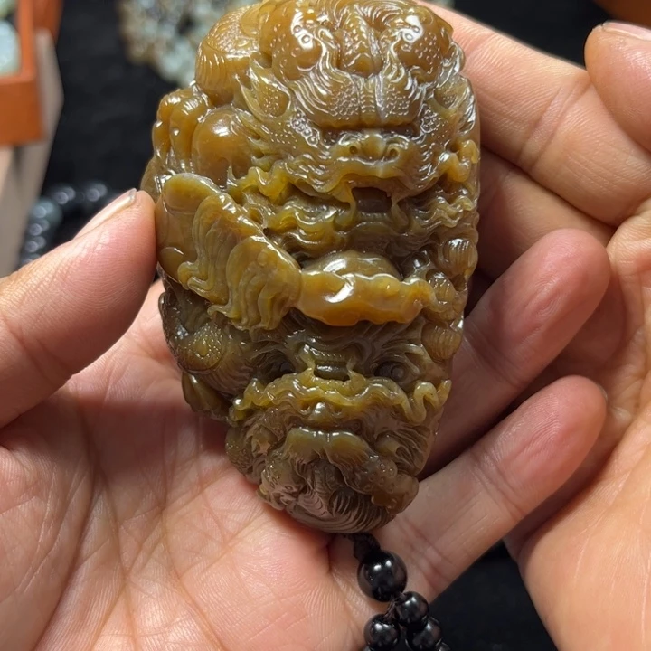 和田玉（糖玉）未镶嵌挂件