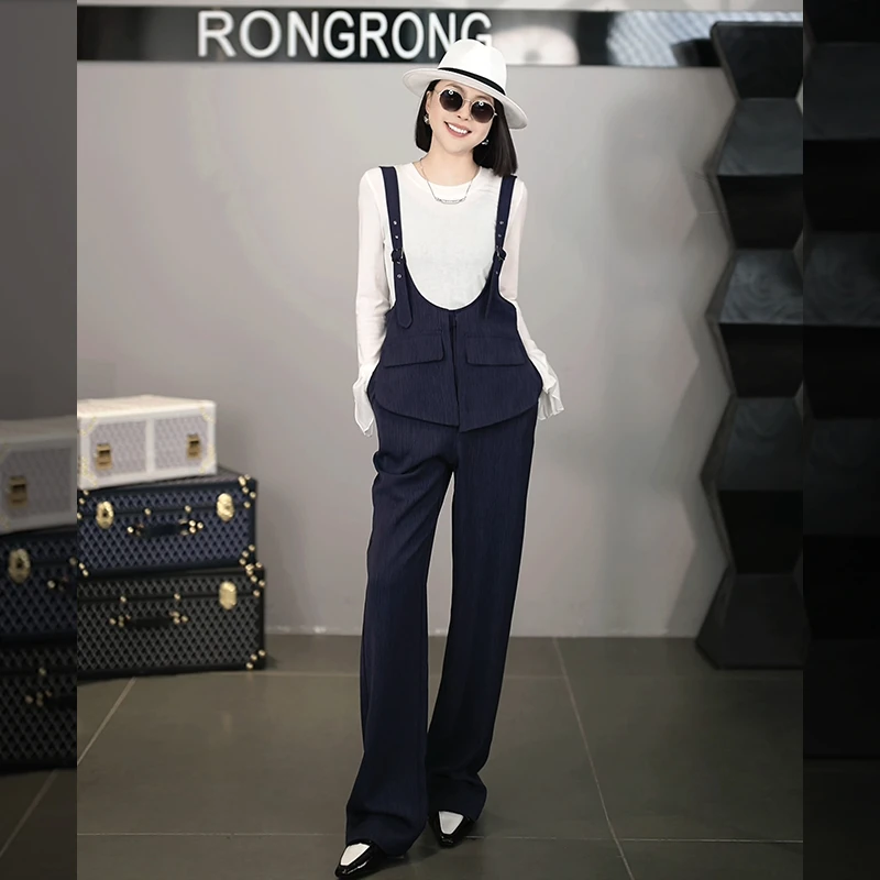 溶溶【大女主】RONGRONG 垂感设计纯欲极简宽松显瘦薄款背带裤25612