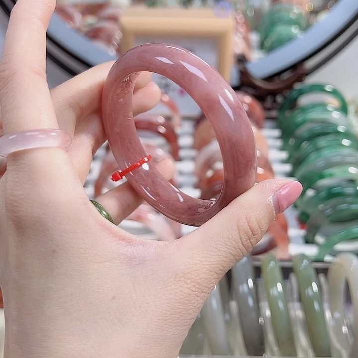 石英质玉手镯未镶嵌?****?