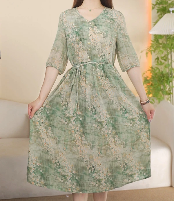 2025夏季新款时尚V领收腰春意盎然气质显瘦女士连衣裙#0502