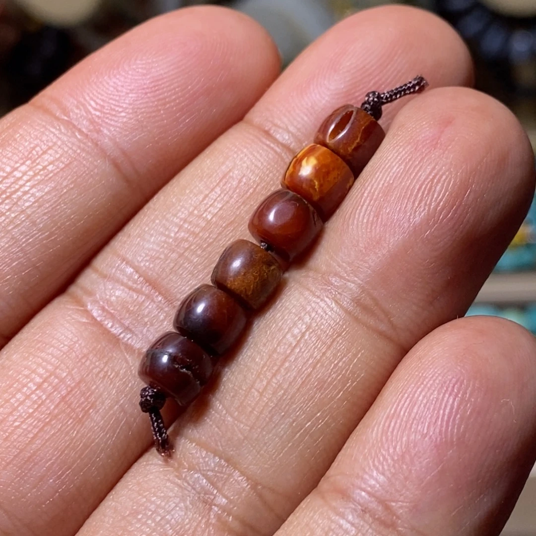 蜜蜡未镶嵌裸石配饰