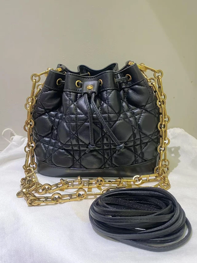 95新 DIOR/迪奥 DIOR/迪奥 黑金水桶bwz