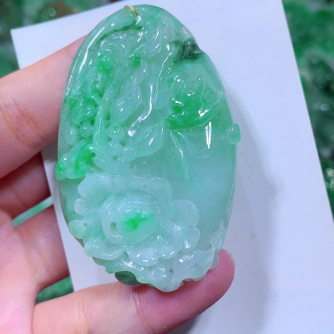吊坠(不含链)未镶嵌翡翠