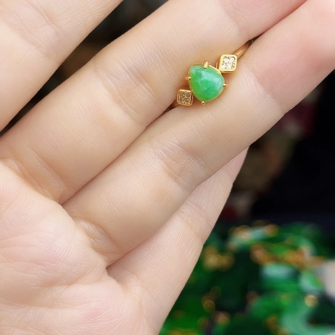 翡翠银S925镶嵌颈饰多样性