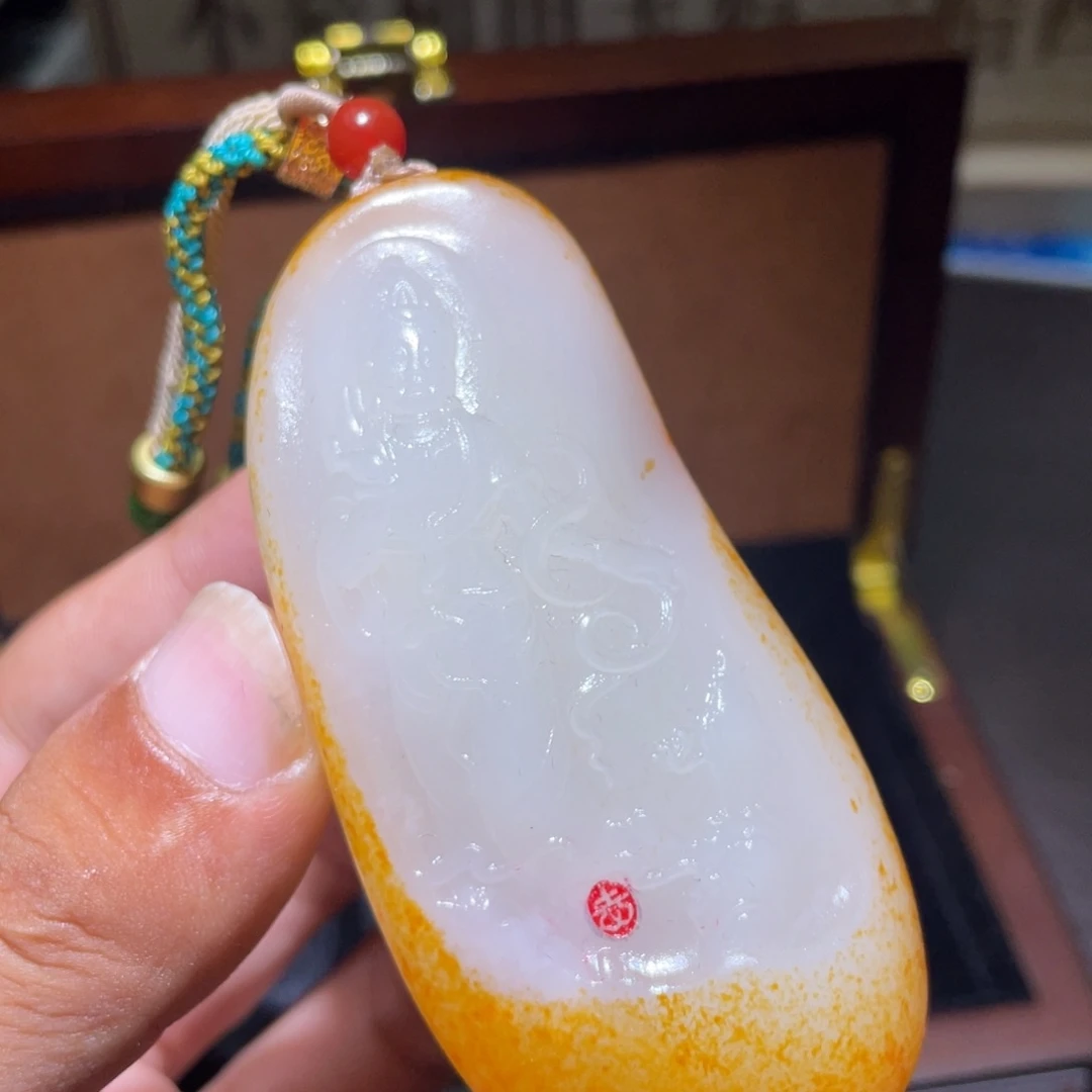 和田玉未镶嵌颈饰D
