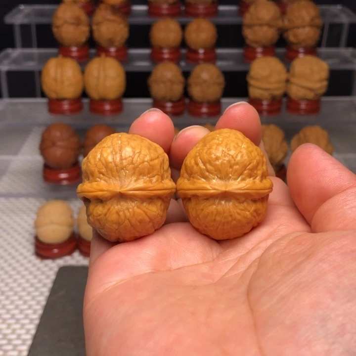 文玩核桃把件6铁蛋萌萌包