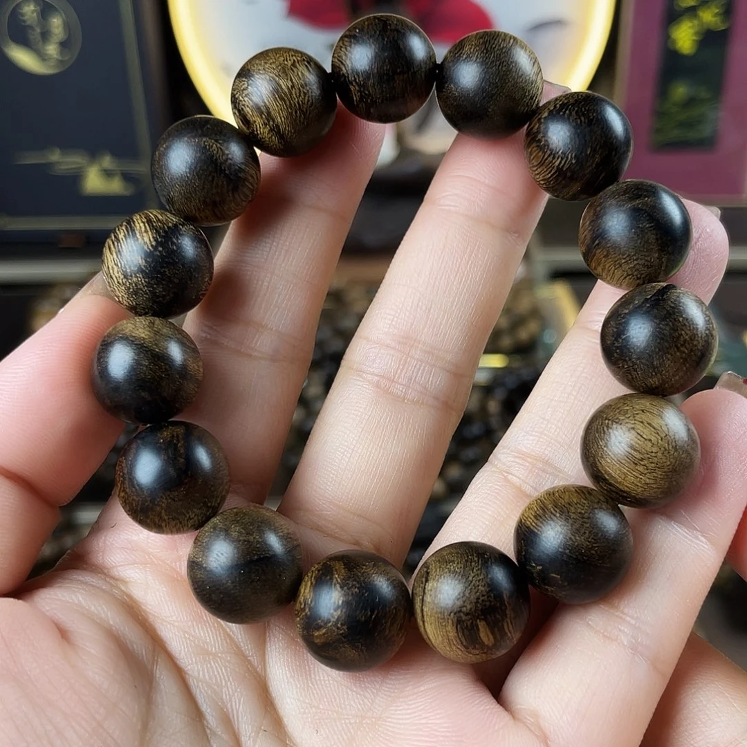 沉香手串越南芽庄老白棋玉化老料瘤疤1.4