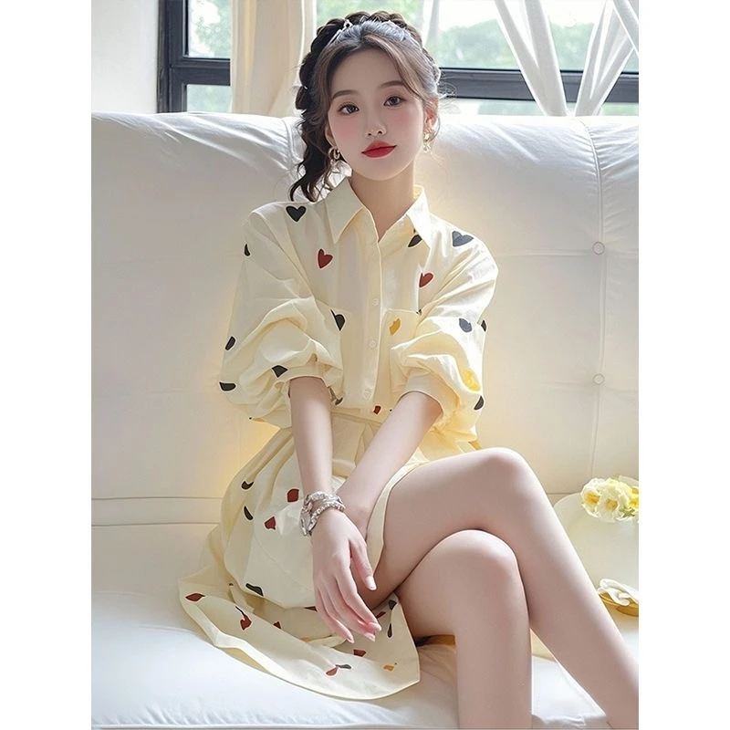 千语栀【悄然心动】韩版爱心印花衬衫连衣裙设计感减龄俏皮洋气裙子