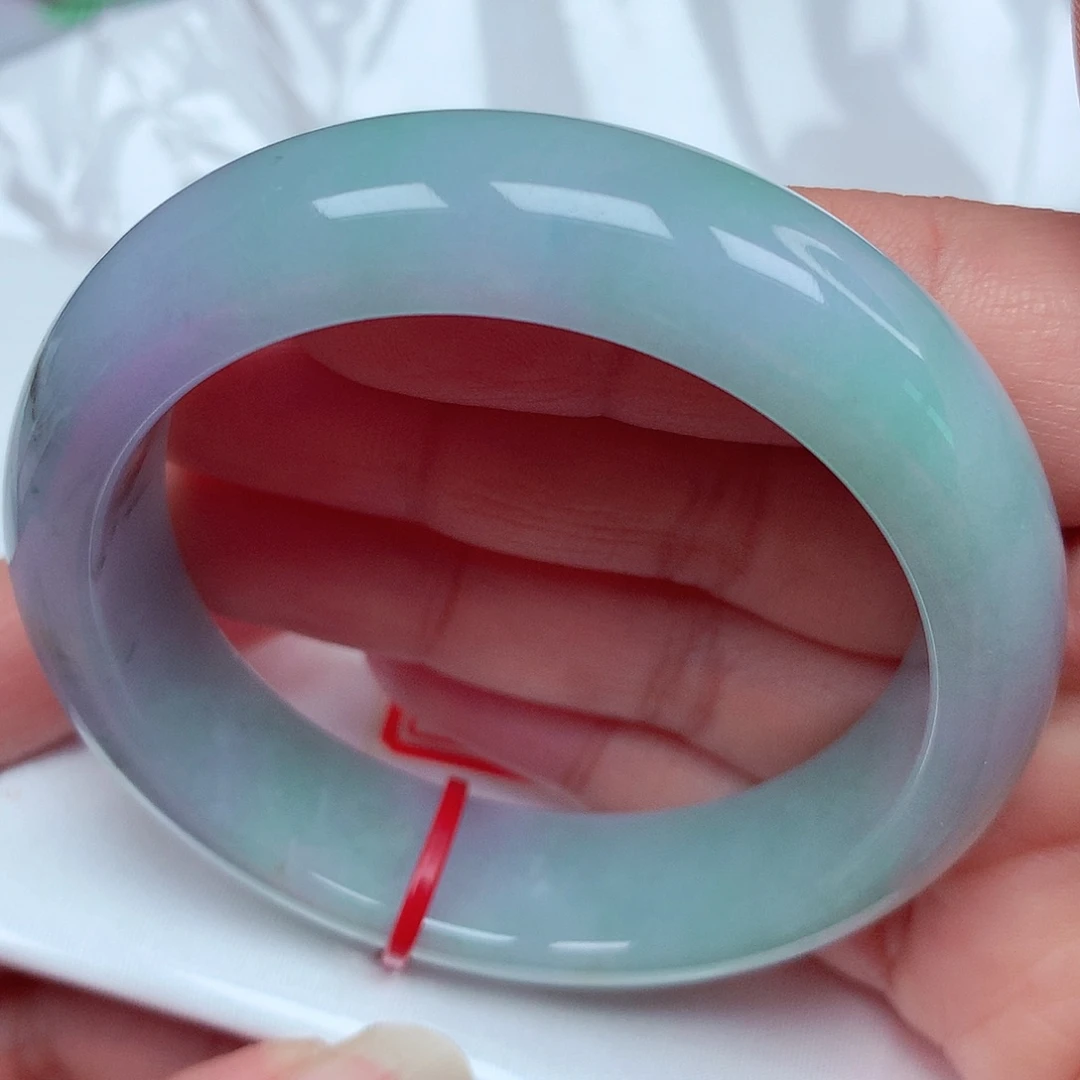 翡翠手镯未镶嵌轮胎镯