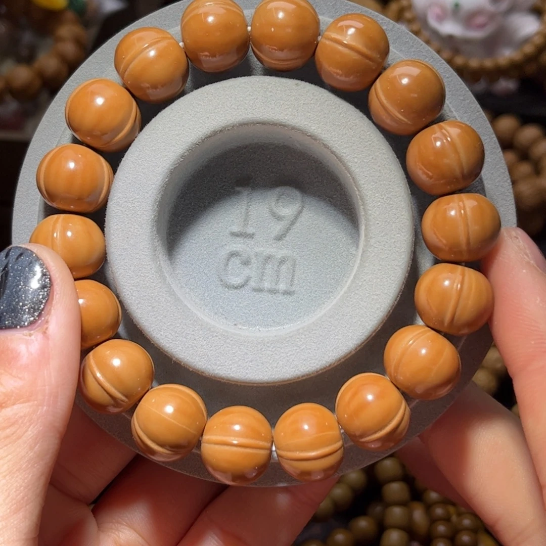 猴头核桃吊坠15+鲨鱼小胖全品无瑕无药聚宝盆料