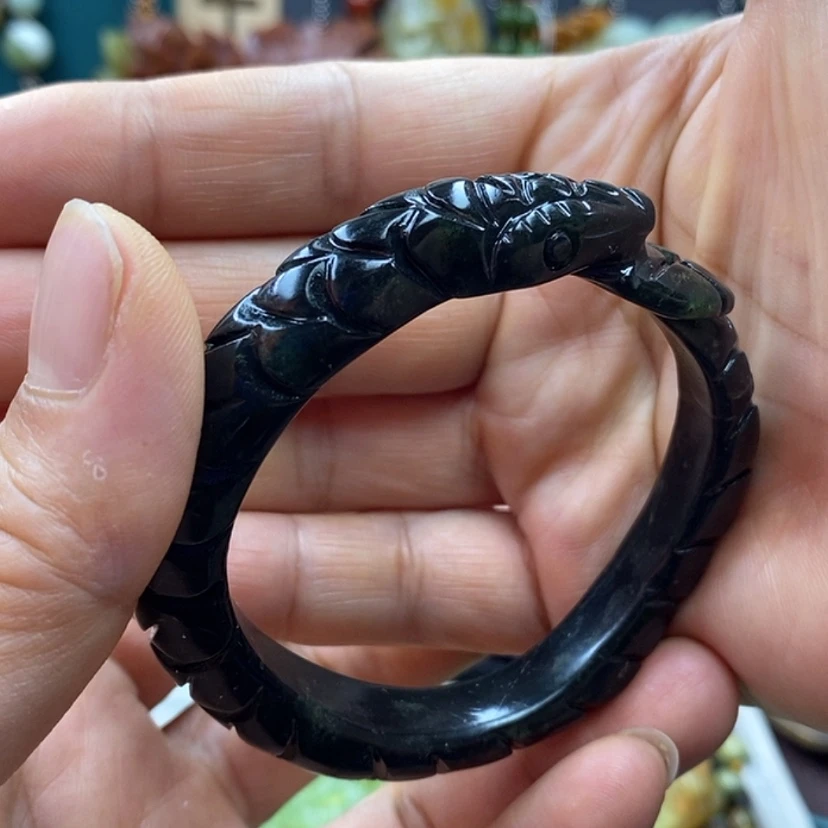 【闪购商品】蛇纹石玉手镯未镶嵌