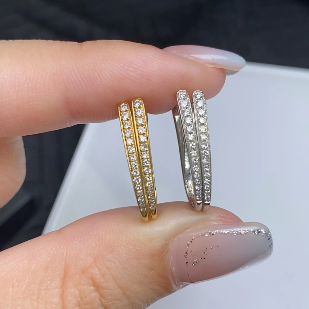 耳饰18K金镶嵌钻石渐变单排耳扣（可搭福贝）多样性一对发货