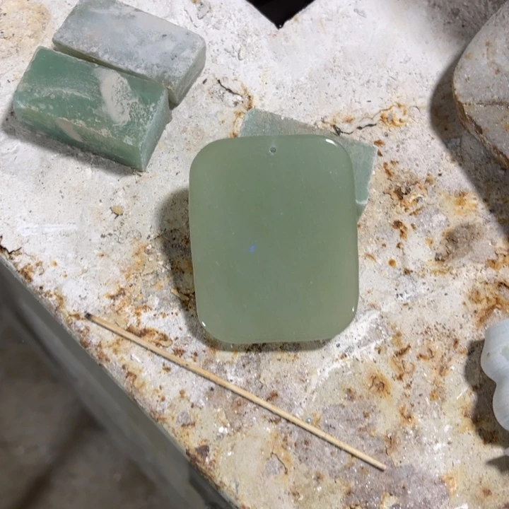 石英质玉未镶嵌吊坠(不含链)