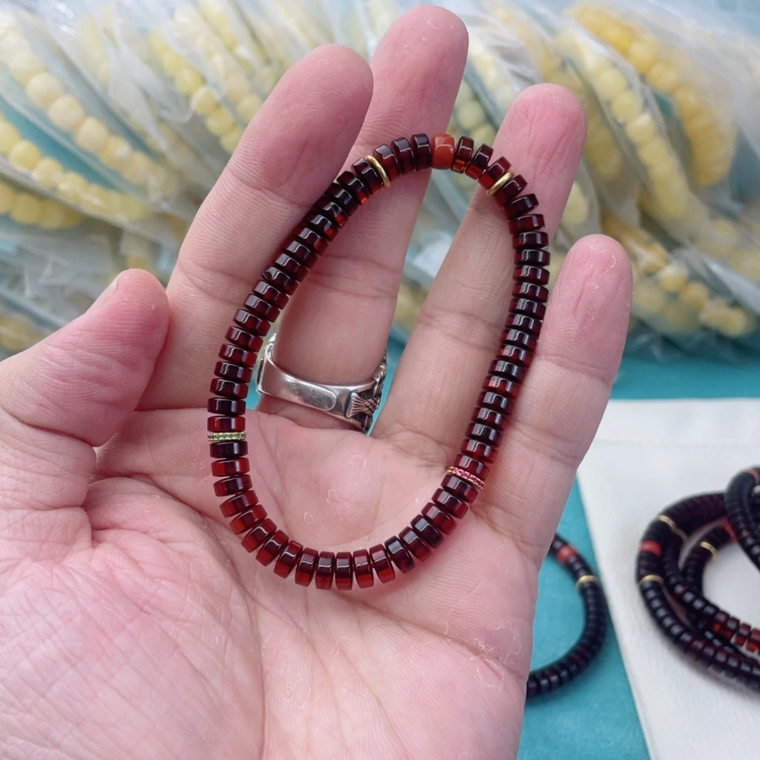 蜜蜡裸石未镶嵌手串