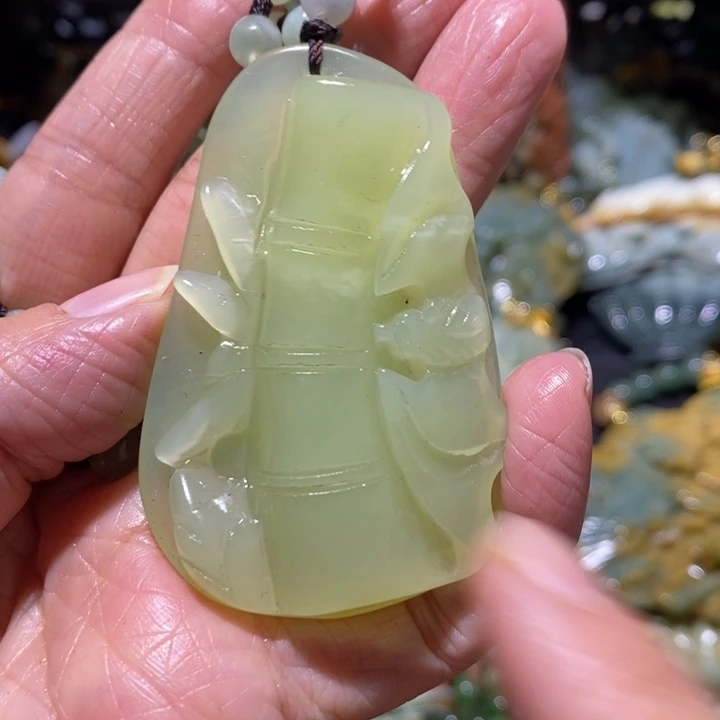 岫玉岫玉吊坠未镶嵌