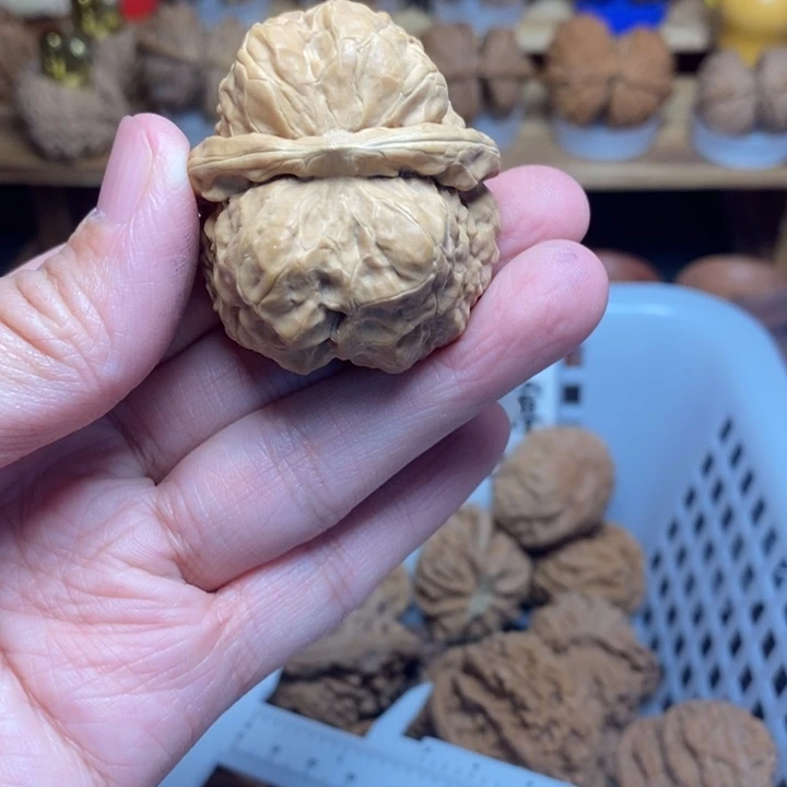 糖***妹把件文玩核桃文玩