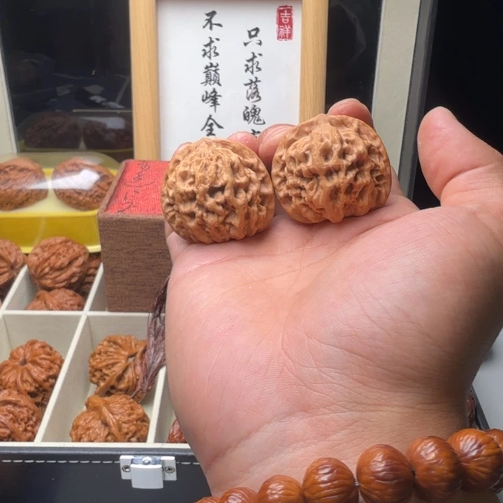 38尺正版宝鸡水晶狮子