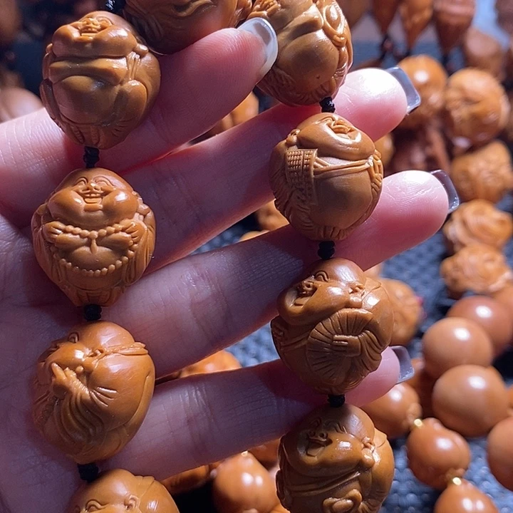 吊坠橄榄核贵派弥勒