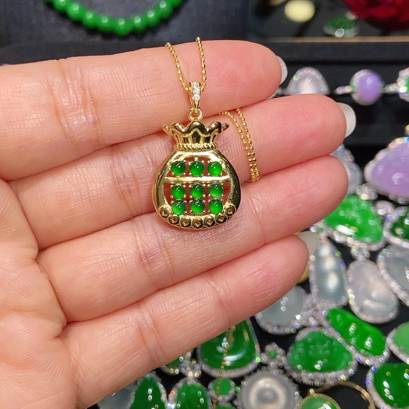 【闪购商品】翡翠颈饰未镶嵌天然翡翠